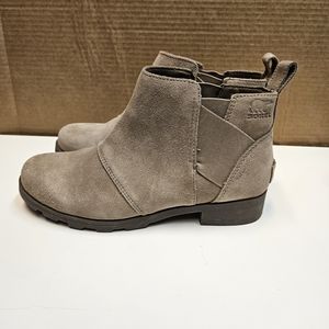 Youth Sorel Emelie Waterproof Suede Chelsea Boot- Size 5